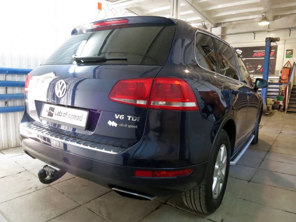 Туарег нф дизель. Touareg NF 3.0 TDI. 3.0 Diesel Touareg NF. Volkswagen Touareg NF дизель 3.0. Туарег 2012 3.0 дизель сзади.